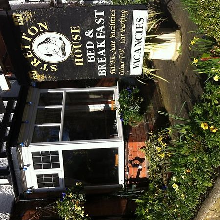 스트렛포드-어폰-에이본 Stretton House B&B 외부 사진